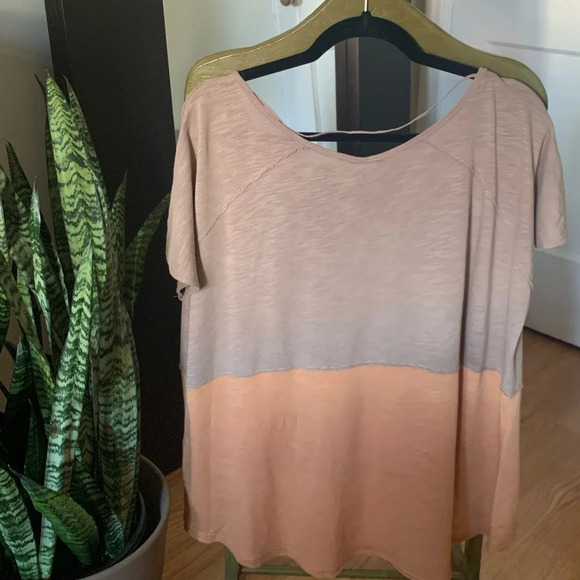 Free People Oversized Beige Peach Color block High Low Crop Top Size XS - Picture 7 of 10